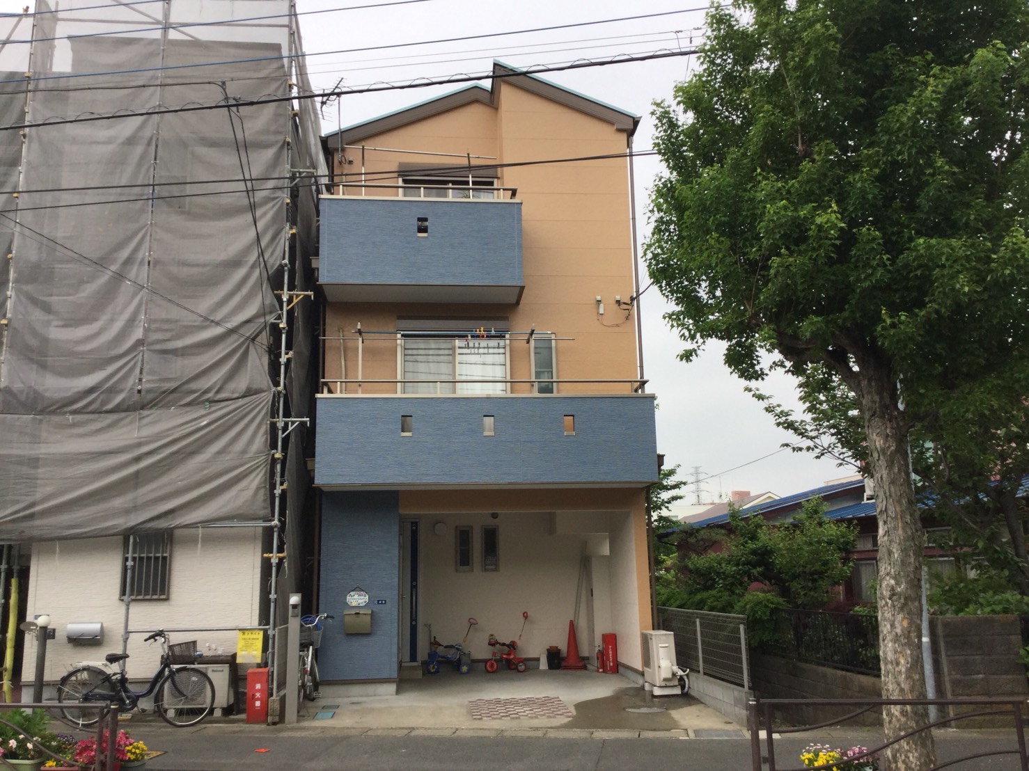 川崎市中原区Y様邸で外壁、屋根の塗替え施工